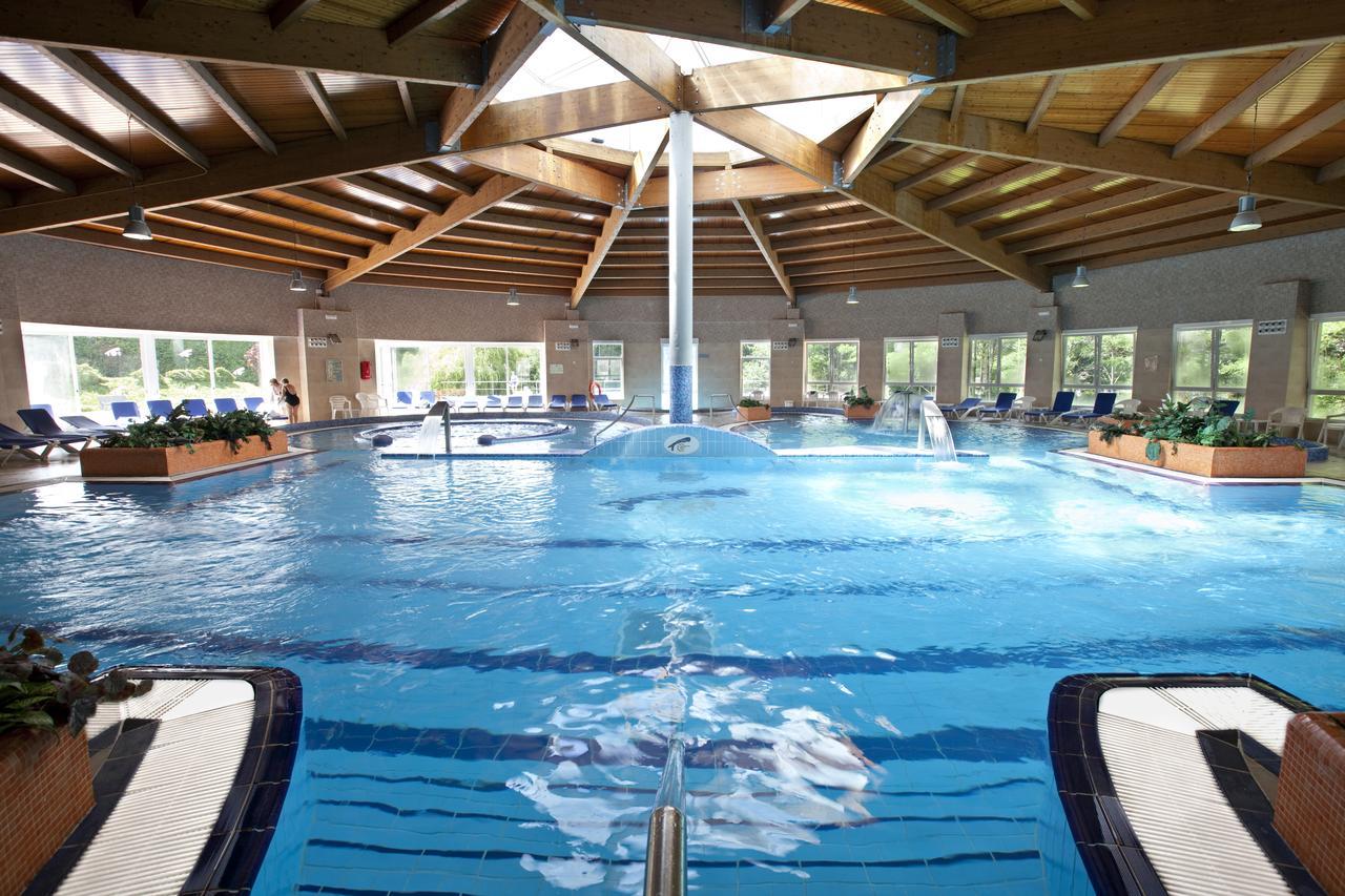 Termas De Cuntis - Hotel Castro Do Balneario Екстериор снимка