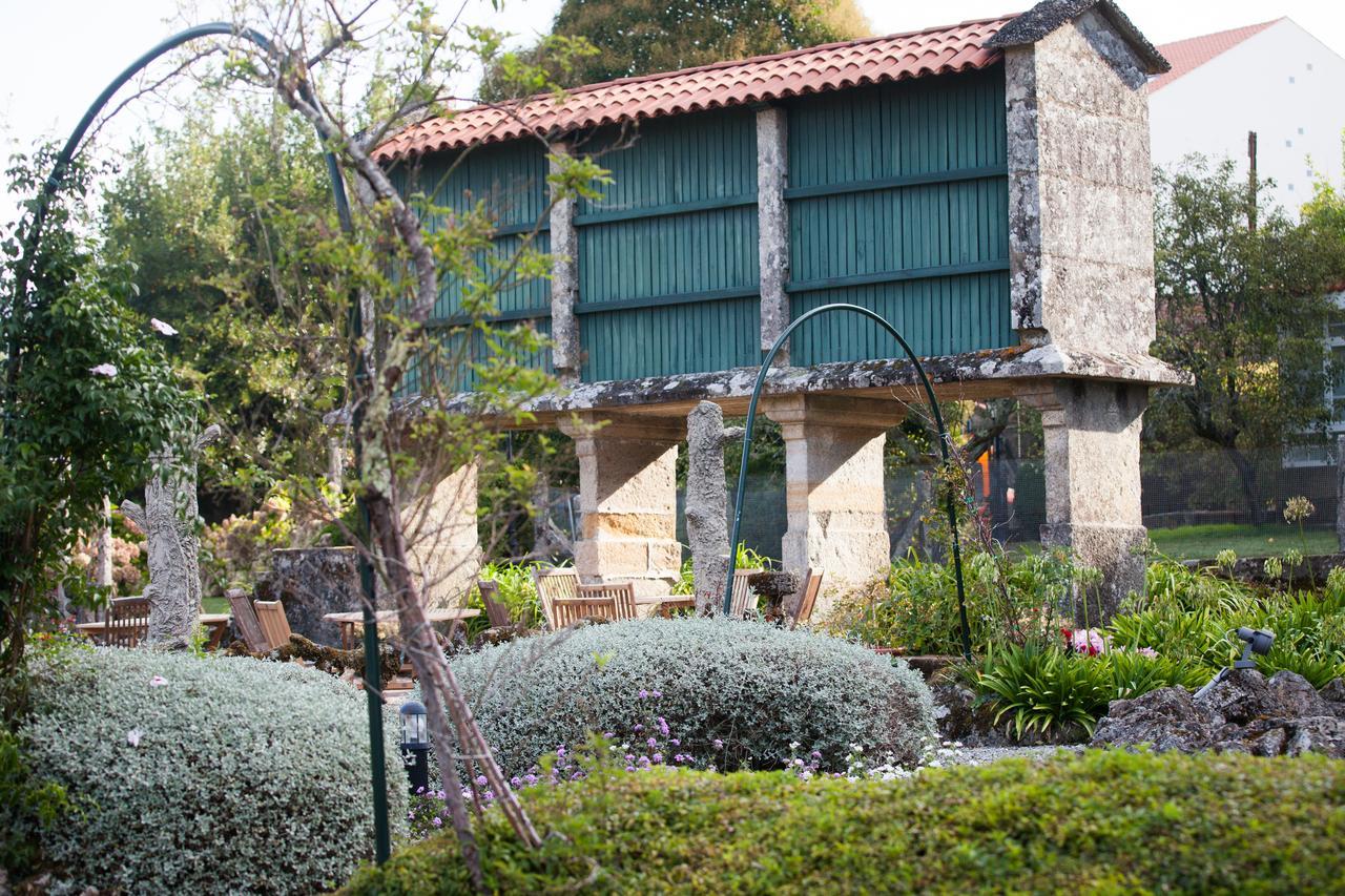 Termas De Cuntis - Hotel Castro Do Balneario Екстериор снимка